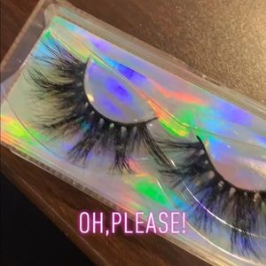 Oh please Lashes